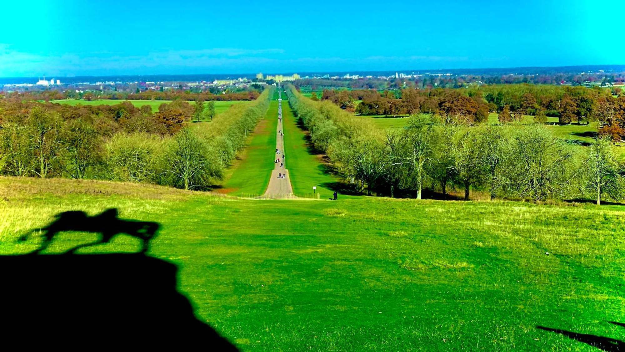 Top Floor En-Suite Double Bedrooms With Great View Of Windsor Castle & Free Parking Extérieur photo