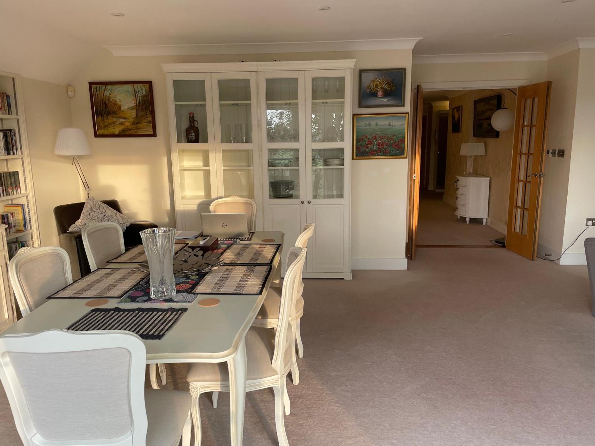 Top Floor En-Suite Double Bedrooms With Great View Of Windsor Castle & Free Parking Extérieur photo