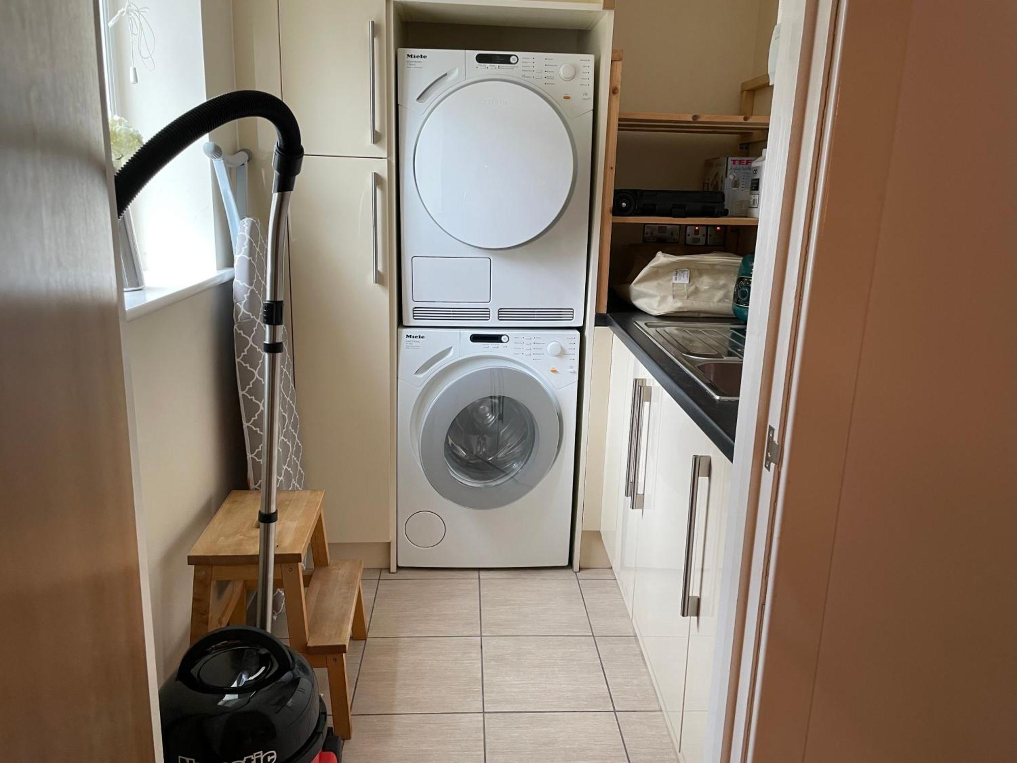 Top Floor En-Suite Double Bedrooms With Great View Of Windsor Castle & Free Parking Extérieur photo